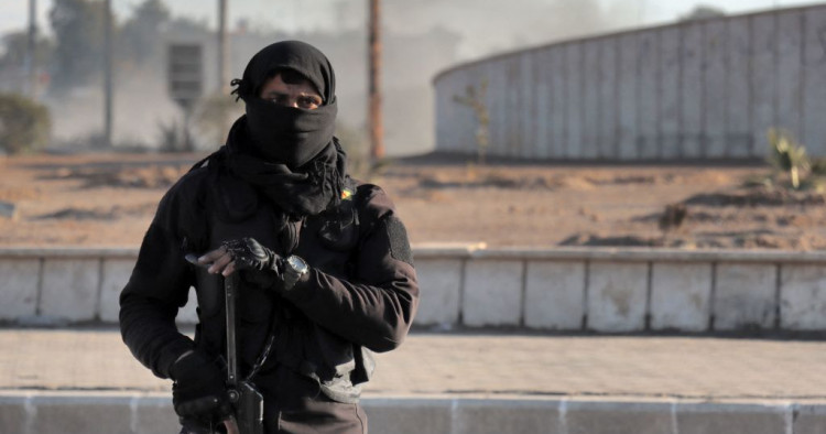 “داعش” يعود بقوة في سوريا مع انسحاب أمريكي متسارع من الشرق