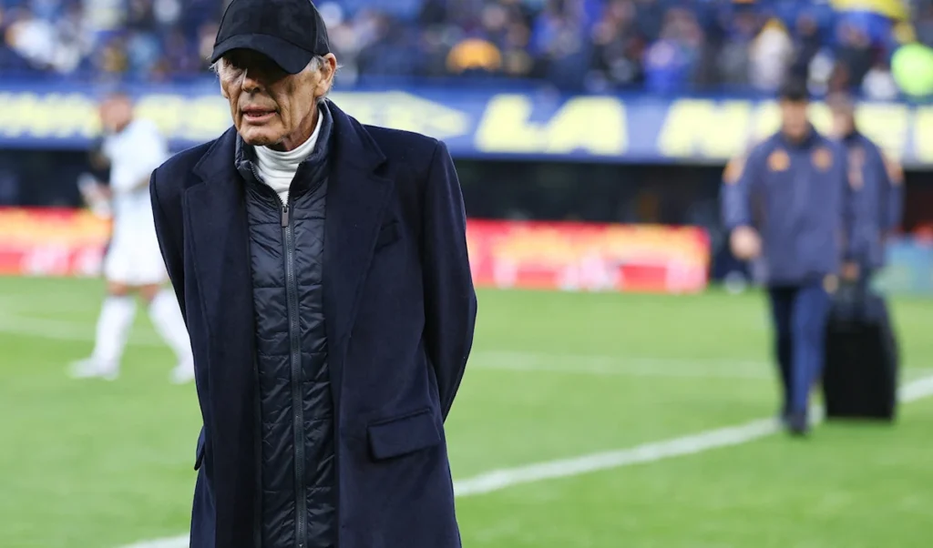 وفاة المدرب الأرجنتيني ميغل أنخل روسو