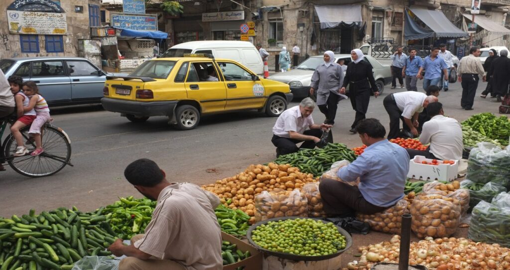 انعكاسات سلبيّة.. الكهرباء ترفع الأسعار في سوريا 10%