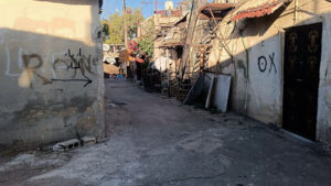 من حي السومرية إلى حي الزهريات.. التهجير يستمر