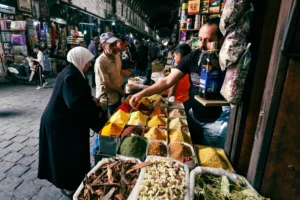 تذبذب حاد في الأسعار بسوريا.. جمارك مزدوجة وسوق بلا مرجعية موحّدة