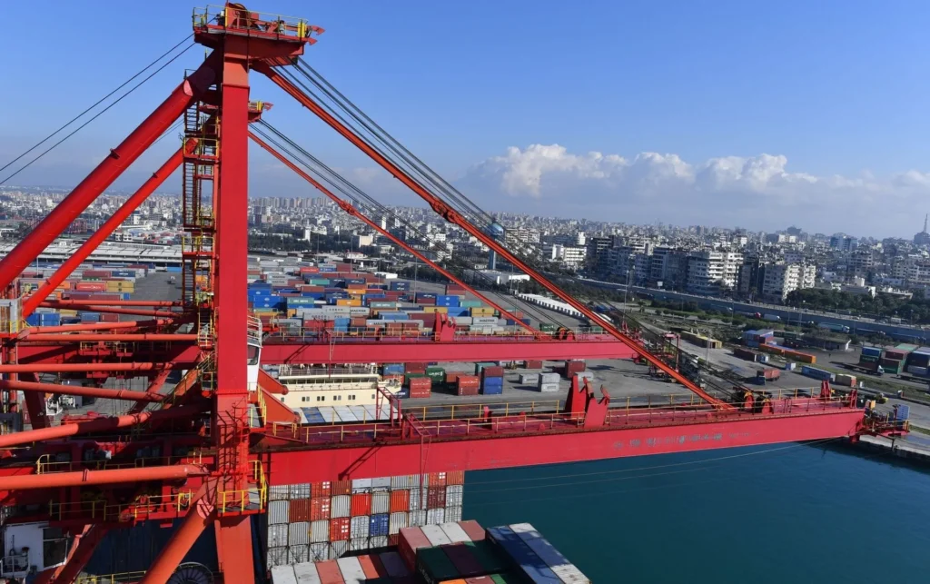 300% زيادة.. المستوردات أجنبية تغزو الأسوق السورية !