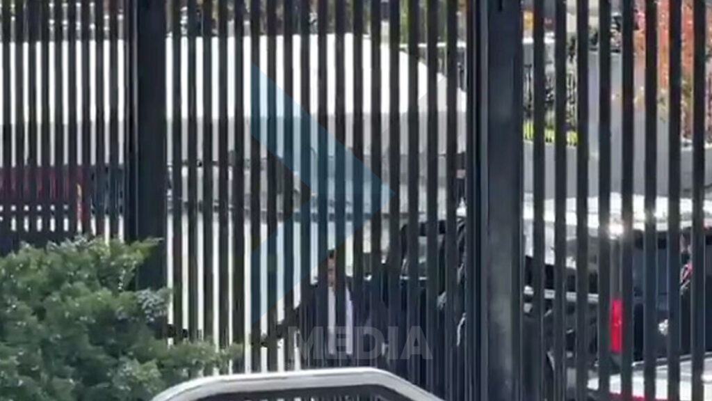 الجولاني يدخل من الأبواب الخلفية للبيت الأبيض وبدون مراسم..فما القصة؟